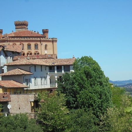 Agriturismo La Terrazza Sul Bosco 巴罗洛 外观 照片
